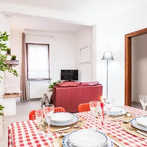 Apartment Casa Dolce Casa Desenzano - 2 Passi Dal Lago, Desenzano del Garda